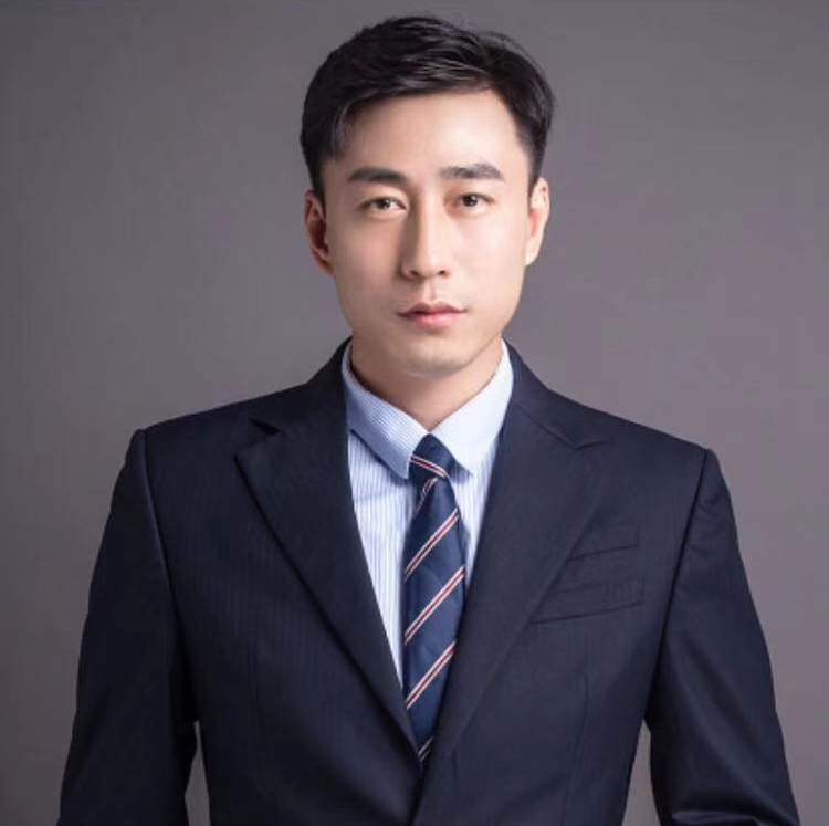 苏均 视觉与舞美负责人